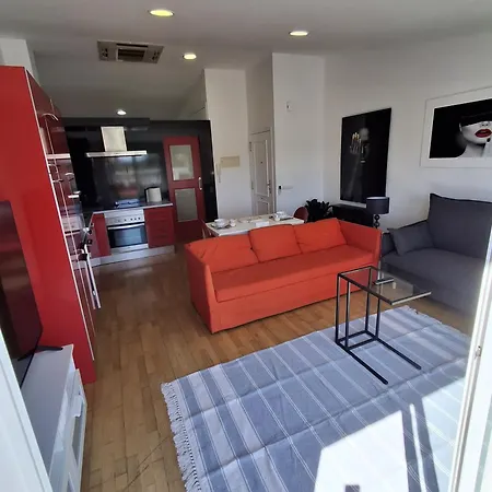 El ático De Charly, 1 Minuto Metro Apartamento *